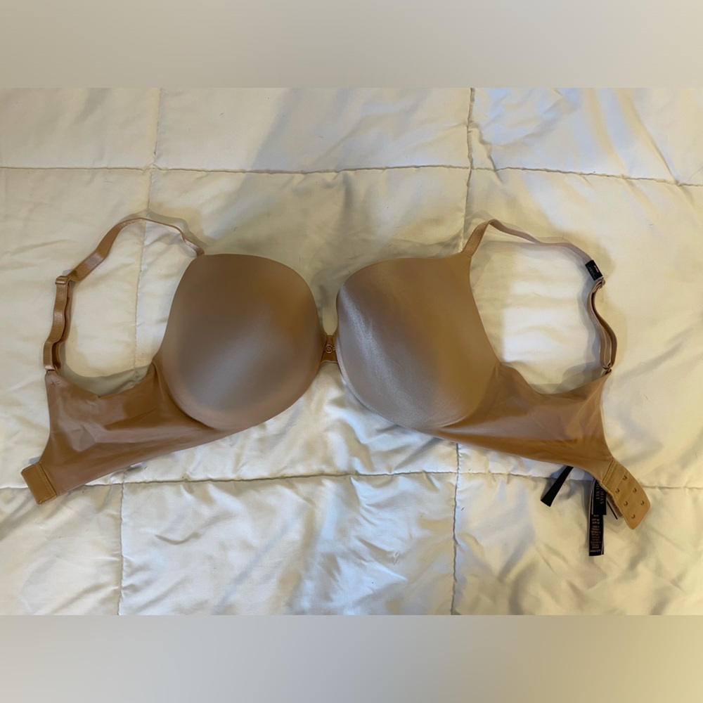 Brand new with tag Victoria’s Secret bra